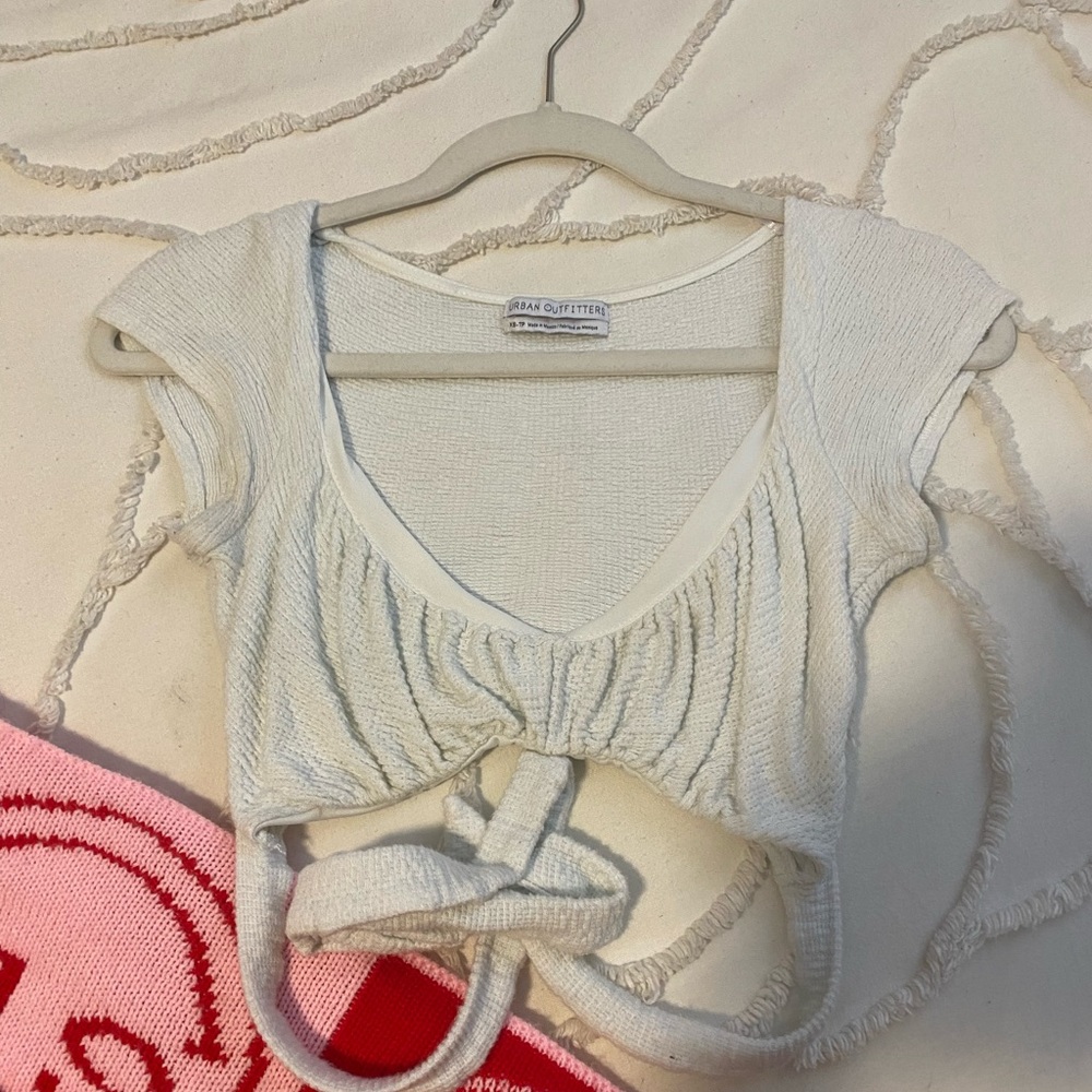 Urban tie top